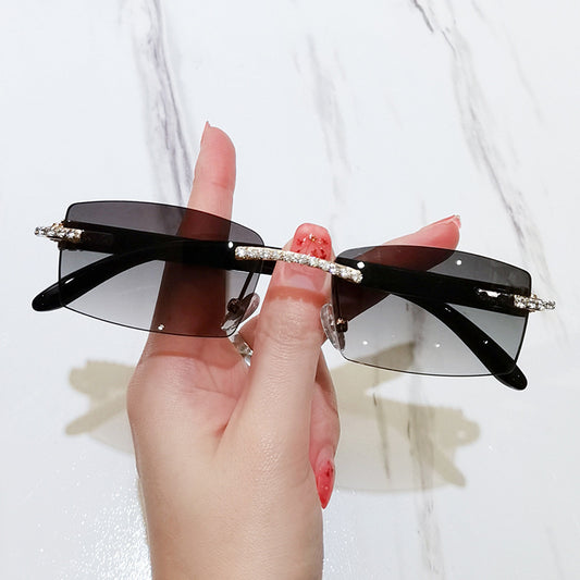 Trendy Diamond-cut Square Glasses